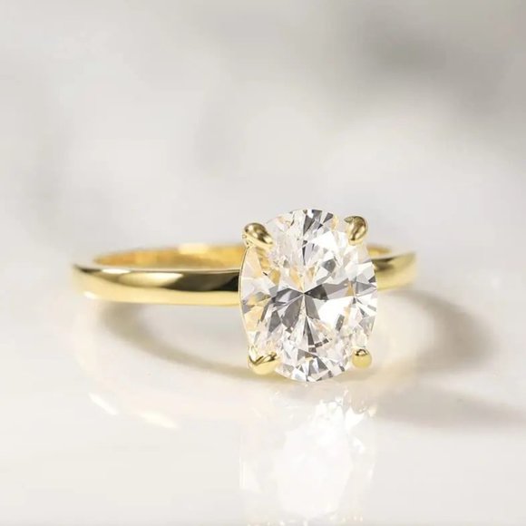 Fine Jewelry Jewelry - Stunning 2.00ctw Oval Diamond Engagement / Promise Ring 18k Yellow Gold